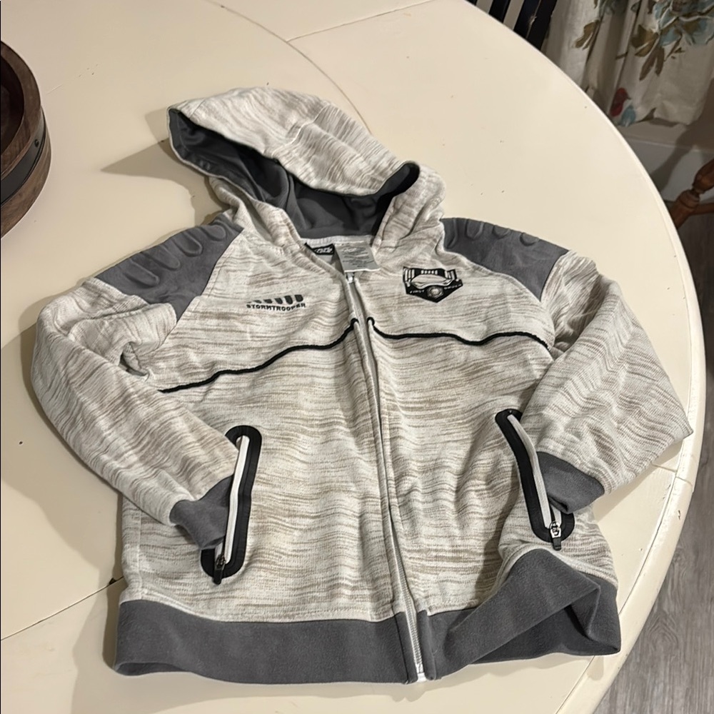 🐶❄️ Star Wars Gray Zip-Up Hoodie with Hood and Textured Fabric